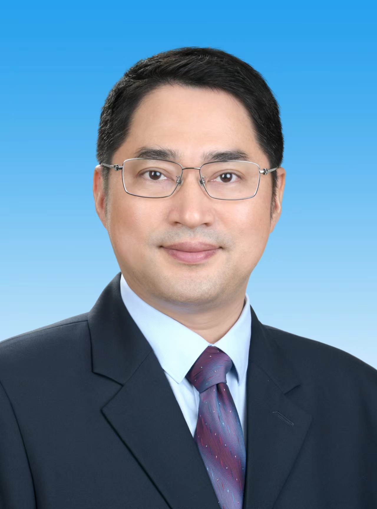 季明剛(黨委副書記、董事、工會(huì)主席)